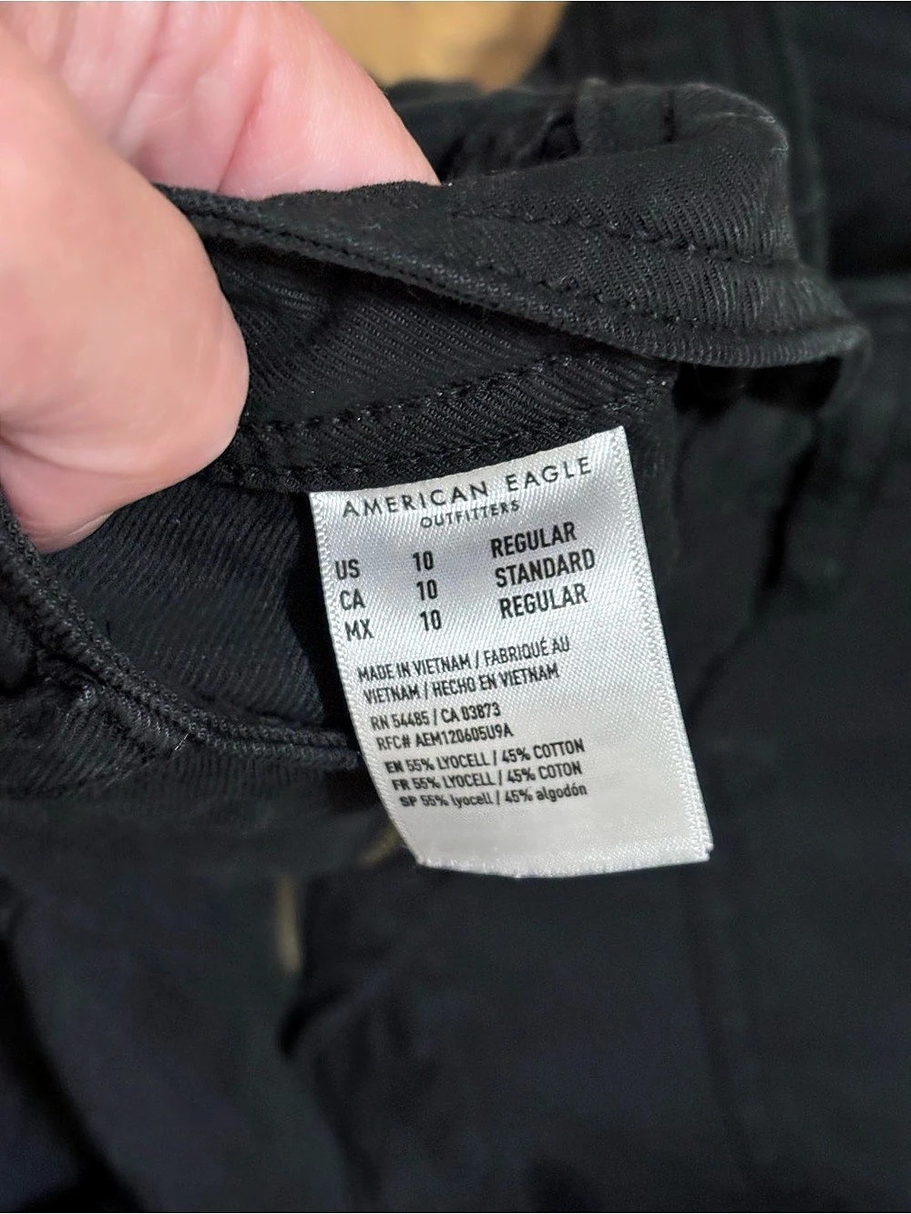 American Eagle Black Cargo Pants Size 10 - Picture 4 of 4